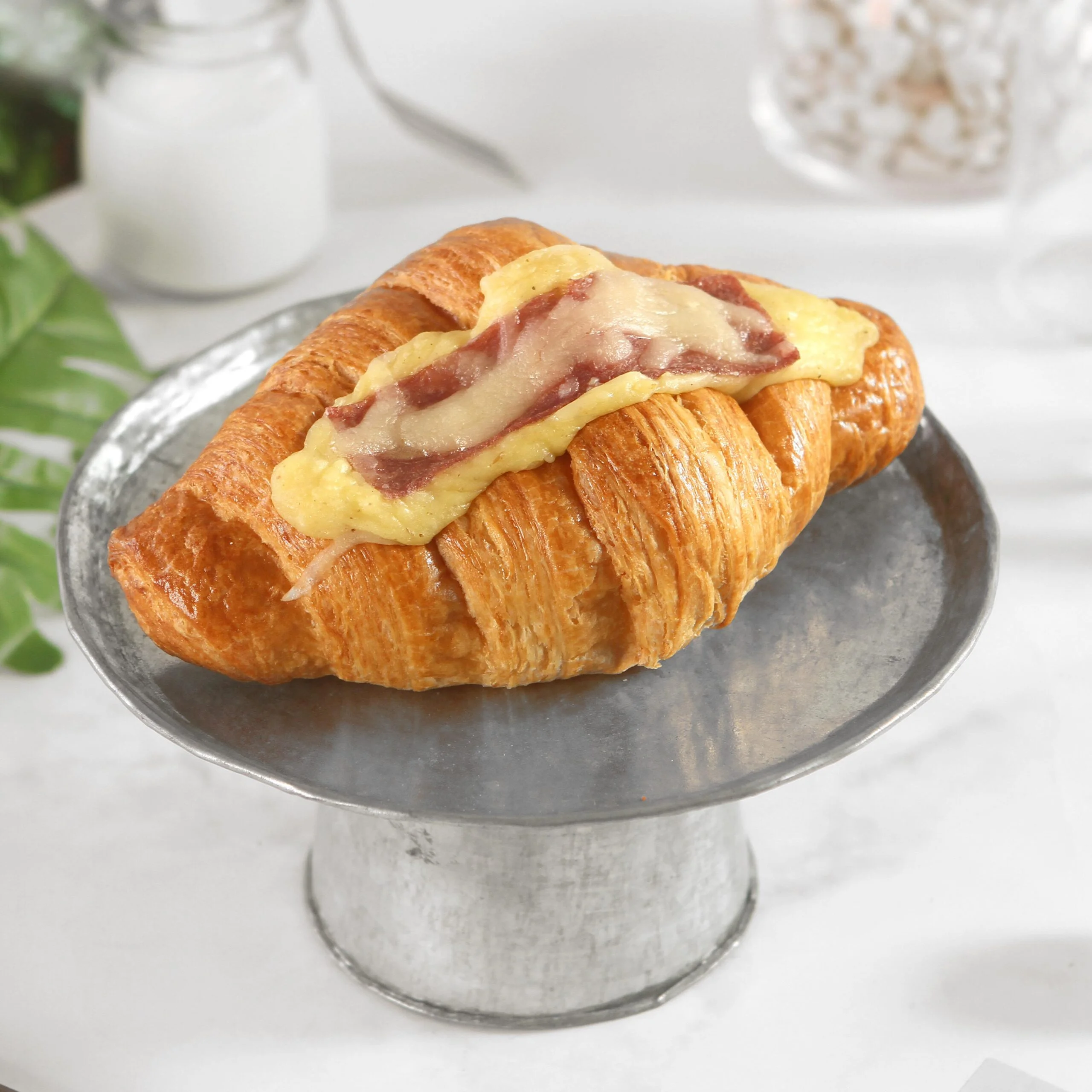 CROISSANT HAM CHEESE2